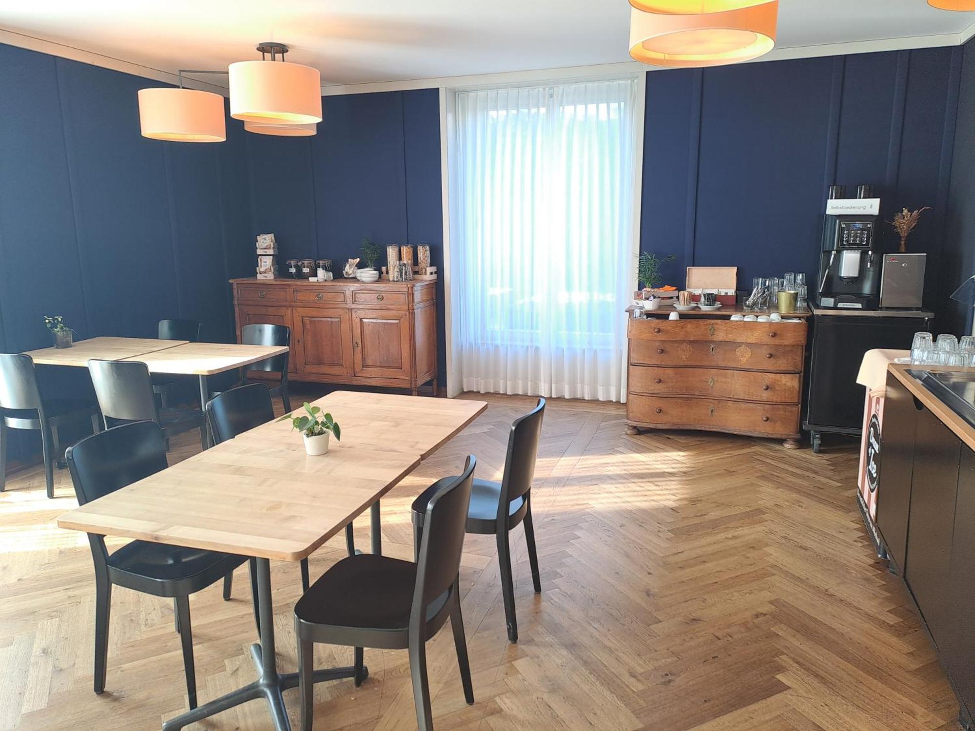 Hotel Im Schlosspark Binningen Екстер'єр фото